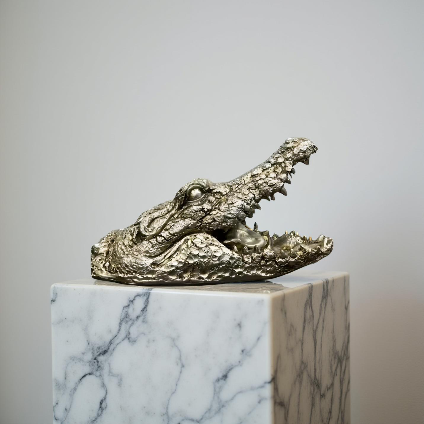 Green Croc Bite – Luxury Alligator Head Sculpture